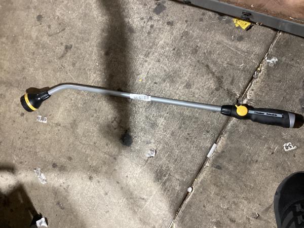 Lot # 337 Melnor 65146AMZ RelaxGrip 33" Shower Head $27