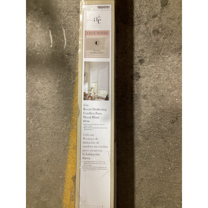 Lot # 1023 ar Faux Wood Blind Room Darkening $60