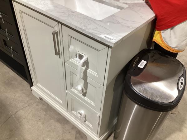 Lot # 2131 Eviva Houston 30 in. Vanity Marble Countertop $874