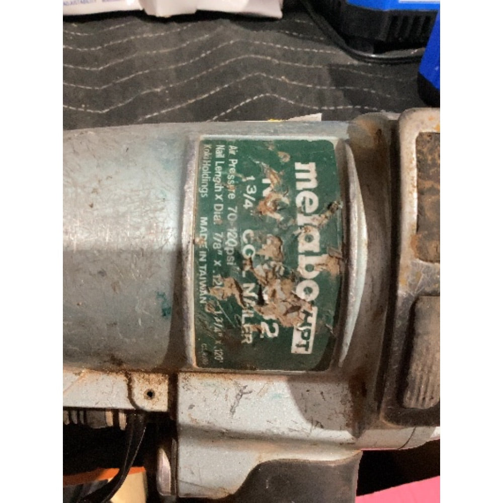 Lot # 739 Metabo HPT CG NAILER 2 Pneumatic Coil Nailer $250