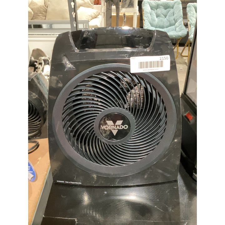 Lot # 2150 Vornado TU664-24 Airwirlh Heater $40