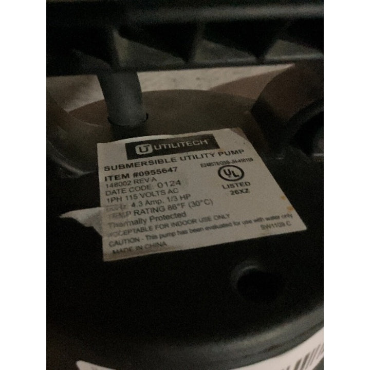 Lot # 730 Utilitech Submersible Utility Pump $79.98